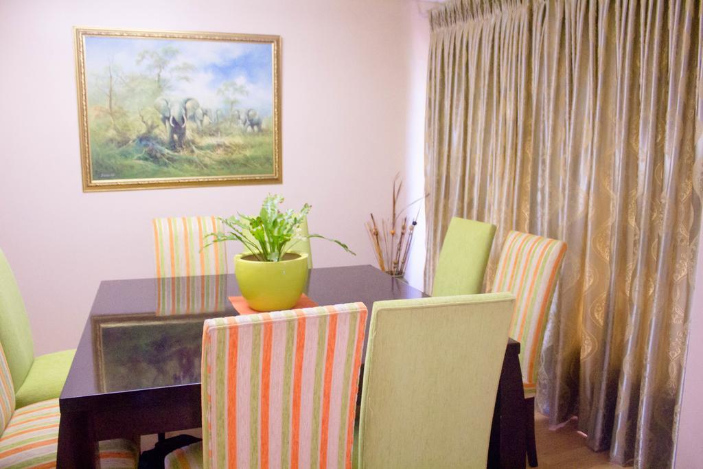 Khuvena Guesthouse Randburg Екстериор снимка