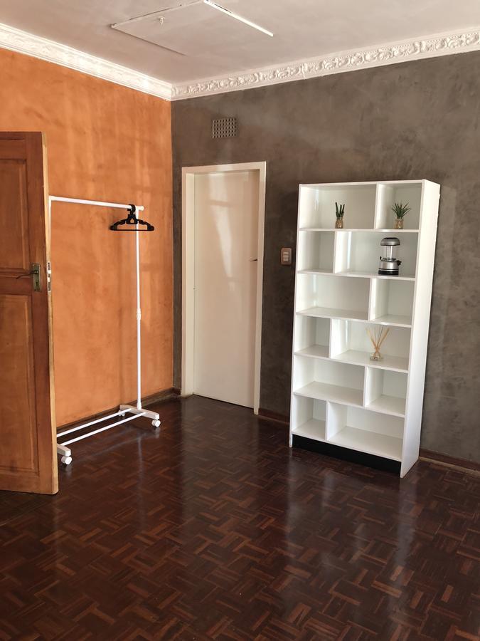 Khuvena Guesthouse Randburg Екстериор снимка