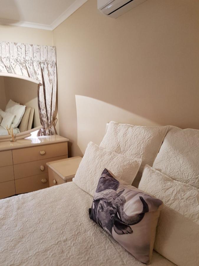 Khuvena Guesthouse Randburg Екстериор снимка