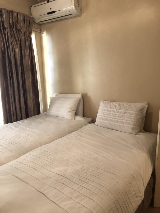 Khuvena Guesthouse Randburg Екстериор снимка